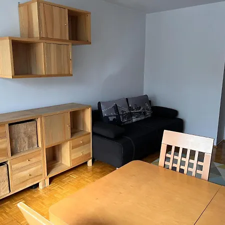 Apartment Bialowieska Street - 3 Pokoje, 54m2 Wroclaw