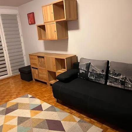 Apartment Bialowieska Street - 3 Pokoje, 54m2 Wroclaw