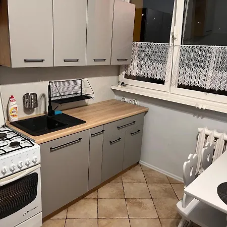 Bialowieska Street - 3 Pokoje, 54m2