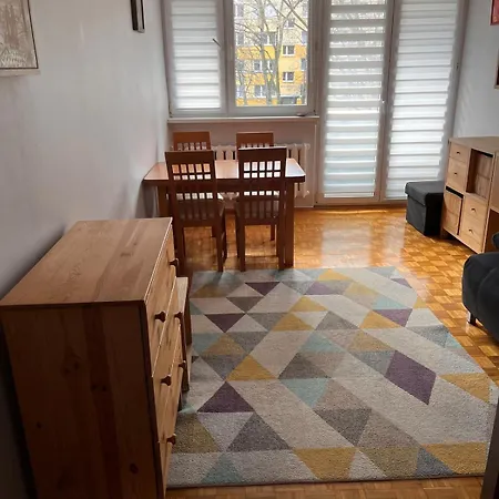Bialowieska Street - 3 Pokoje, 54m2 Apartment