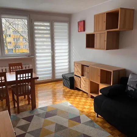 Apartment Bialowieska Street - 3 Pokoje, 54m2
