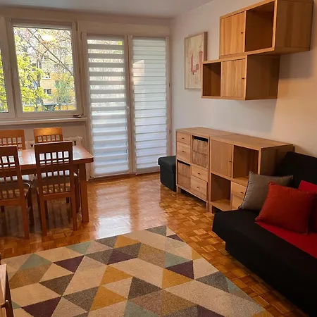 Bialowieska Street - 3 Pokoje, 54m2 Apartment *
