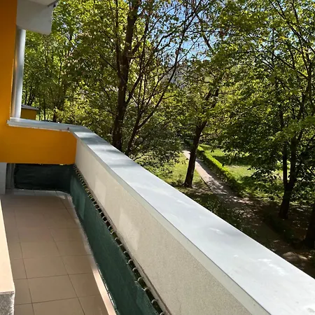 Apartment Bialowieska Street - 3 Pokoje, 54m2