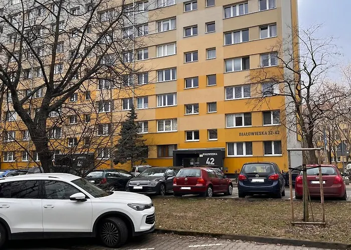 Białowieska Street - 3 Apartament *